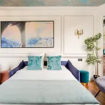 Merveil Luxury Suite Royale II - Saint Honore View