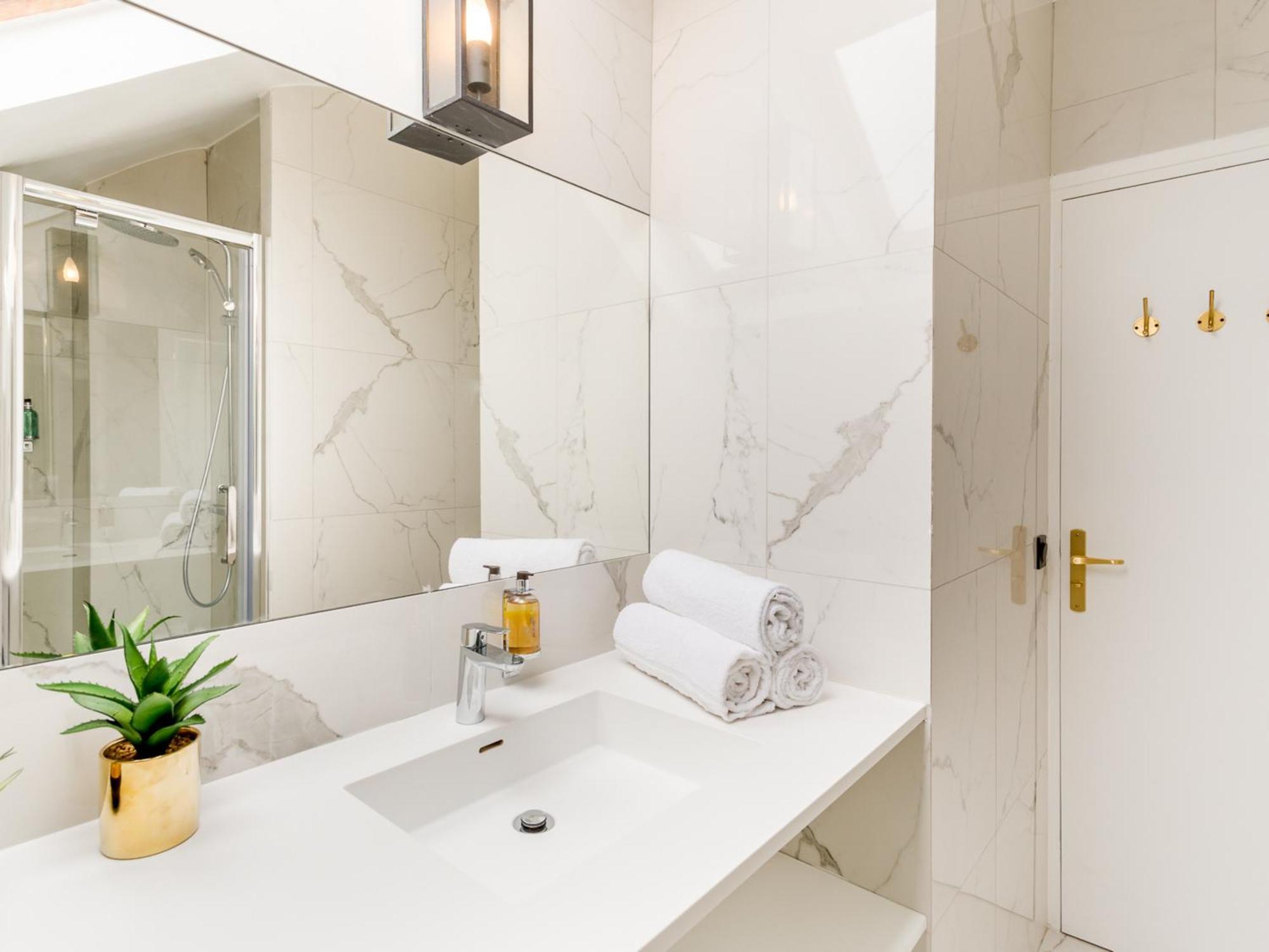 Appartamento Merveil - Luxury Serviced - Royale Ii